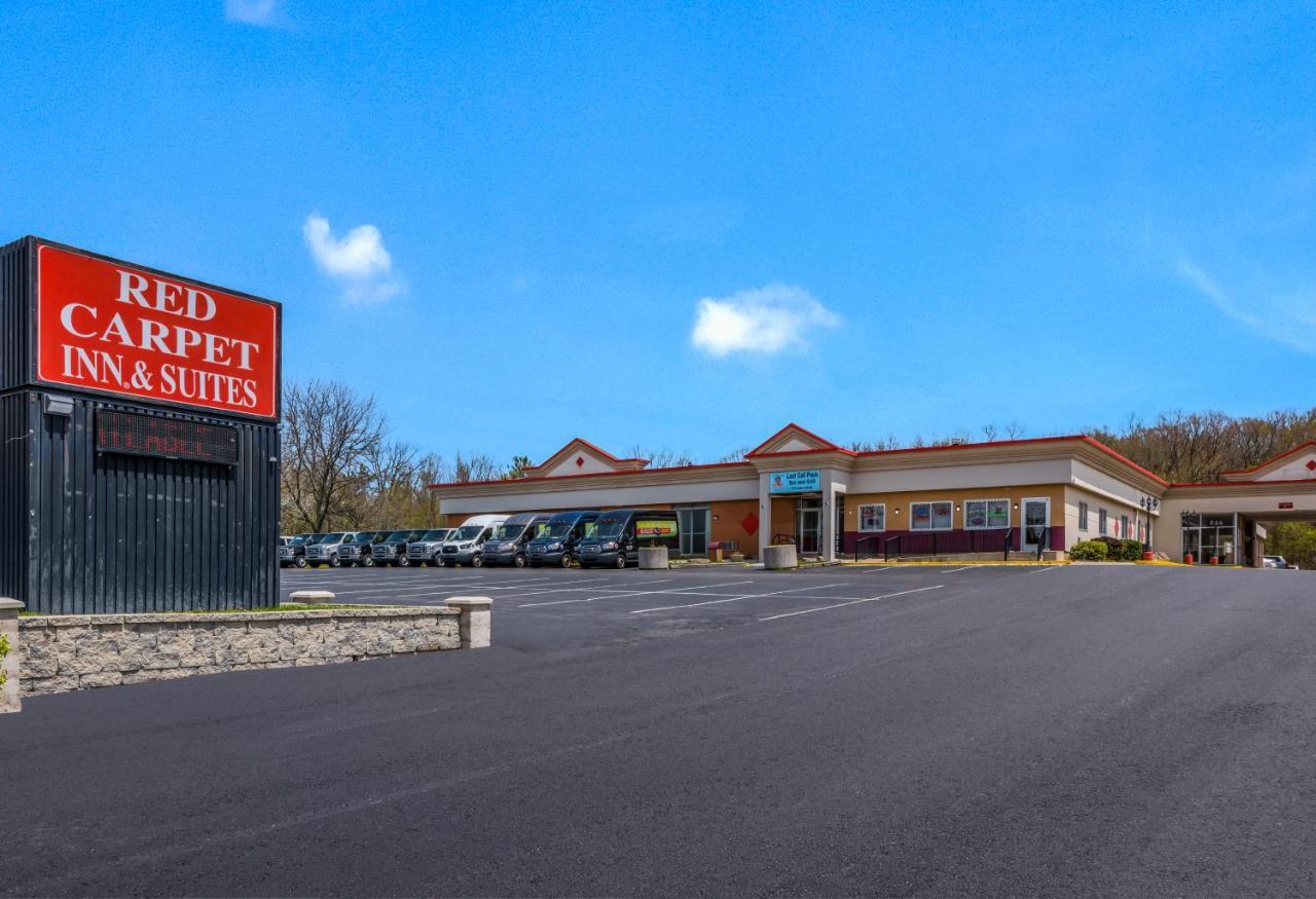 Red Carpet Inn & Suites Hazleton Eksteriør billede